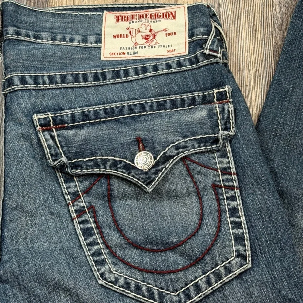 True Religion Slim Flap Pocket Big T Burgundy Stitch Jeans Mens 34x34 Blue Denim